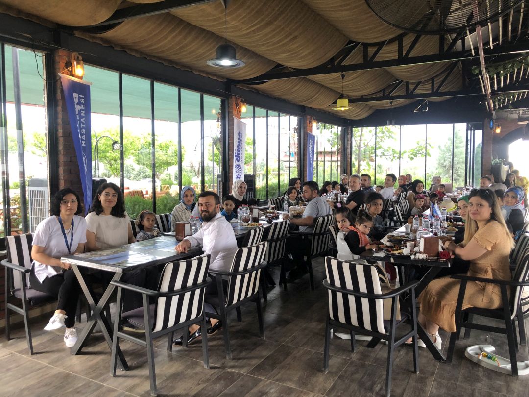 Dünya’dan miniklere moral etkinliği