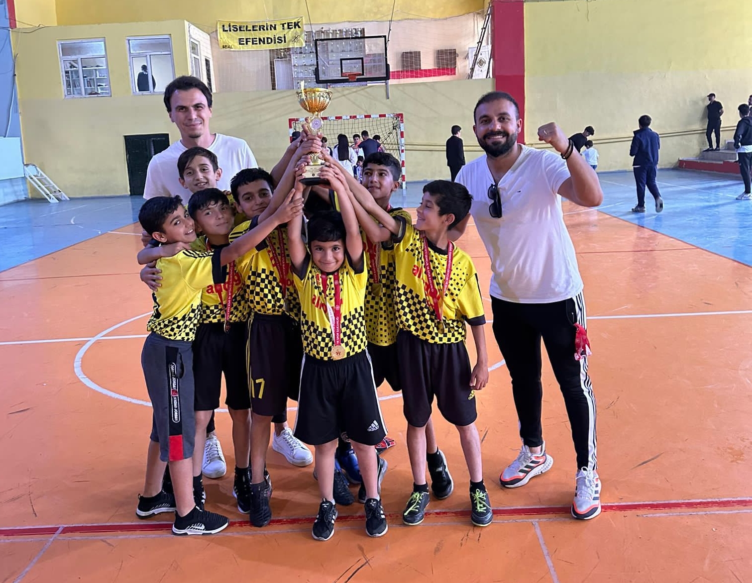 Futsalda şampiyonluğu Borsa göğüsledi