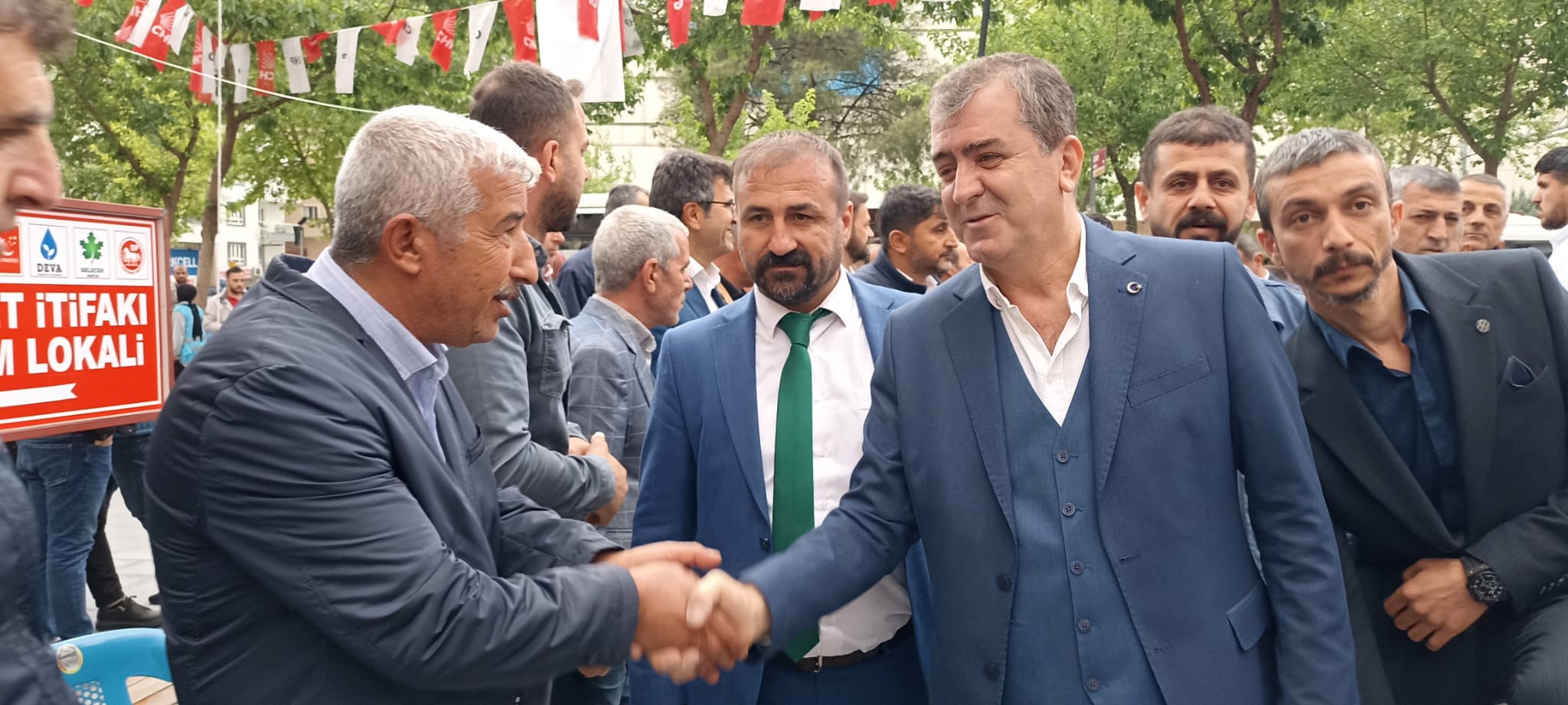 Raman aşiretinden CHP’ye katılım
