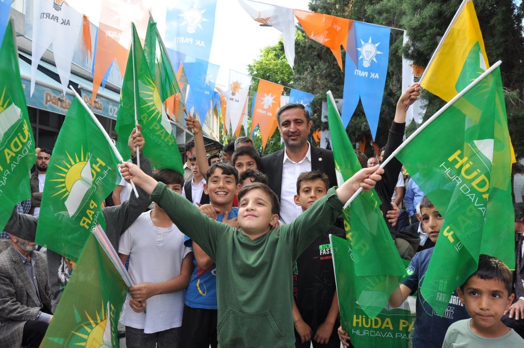 Ramanlı, Beşiri’de halk ile buluştu
