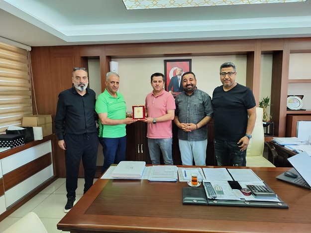 Amatör evi için girişimde bulundular