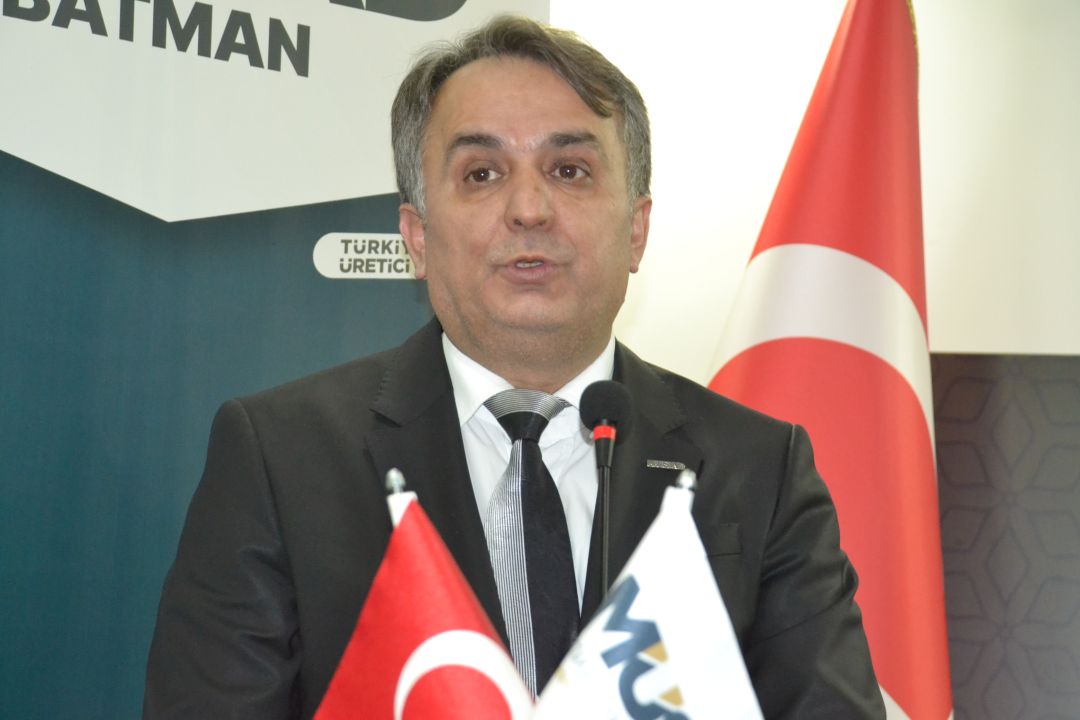 “Çalışanlar enflasyonun altında ezdirilmedi”