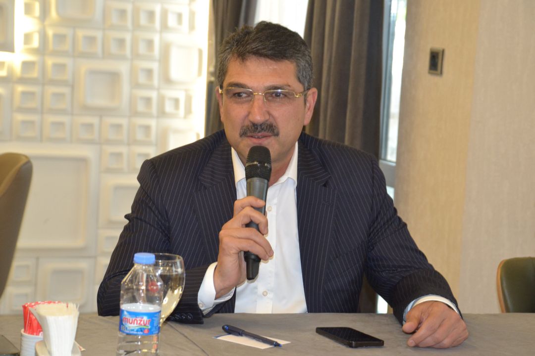 Nasıroğlu, gazeteciler gününü kutladı