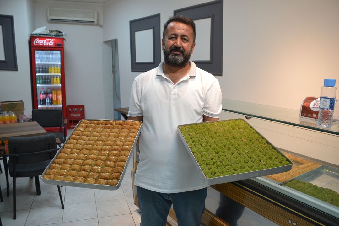 Seydanlı’dan bayram için 2 tır baklava