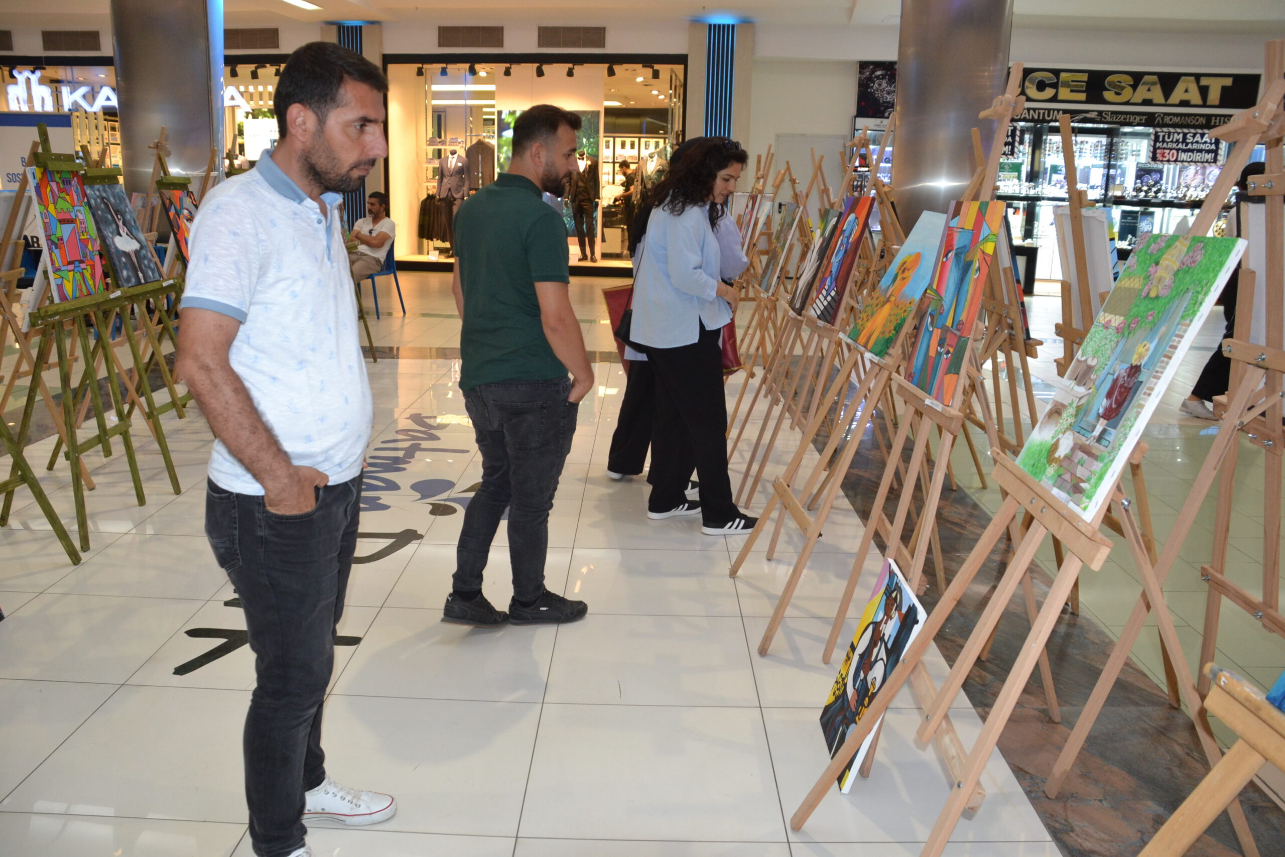 TUVALLE HARİKA ESERLERE İMZA ATIYORLAR