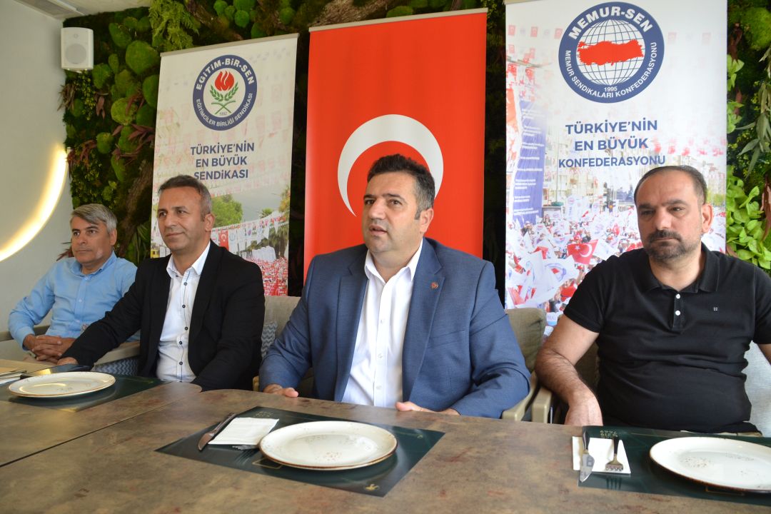 “Ücretli öğretmenliğe son verilmemeli”