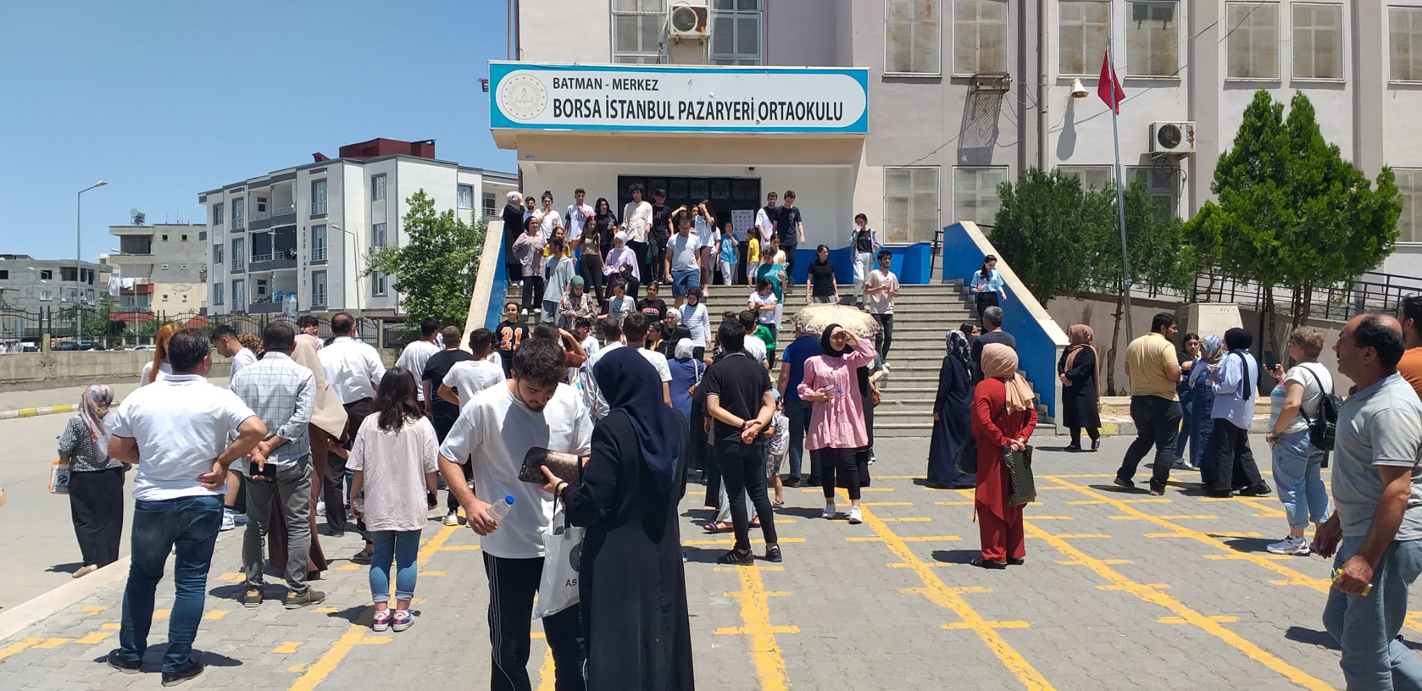 YKS SINAVINDA TER DÖKTÜLER