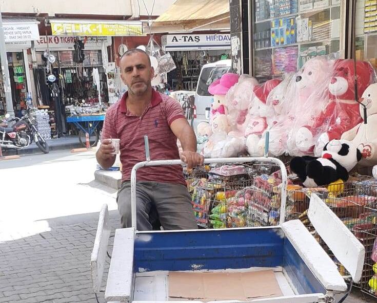 15 Yıllık emektar el arabacısı