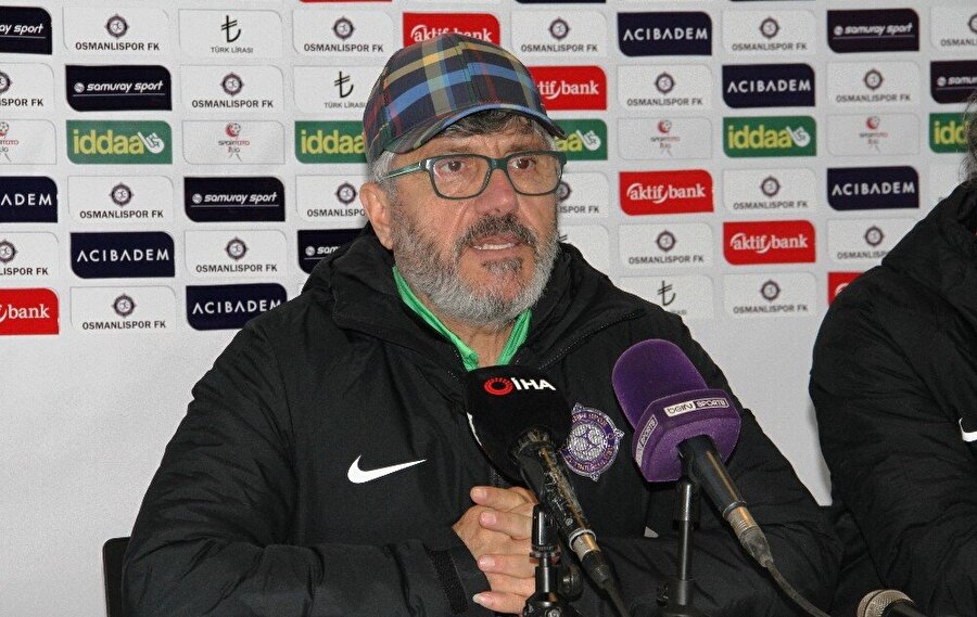 Akçay imzayı atıyor