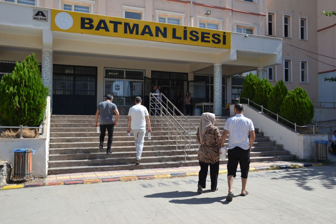 BATMAN’DA KPSS HEYECANI  YAŞANDI