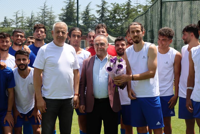 Başkan Ekmen’den Petrolspor’a destek ziyareti