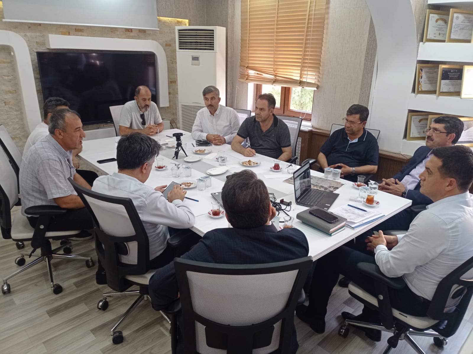 “Emekçiler için ortak noktada buluşacağız”