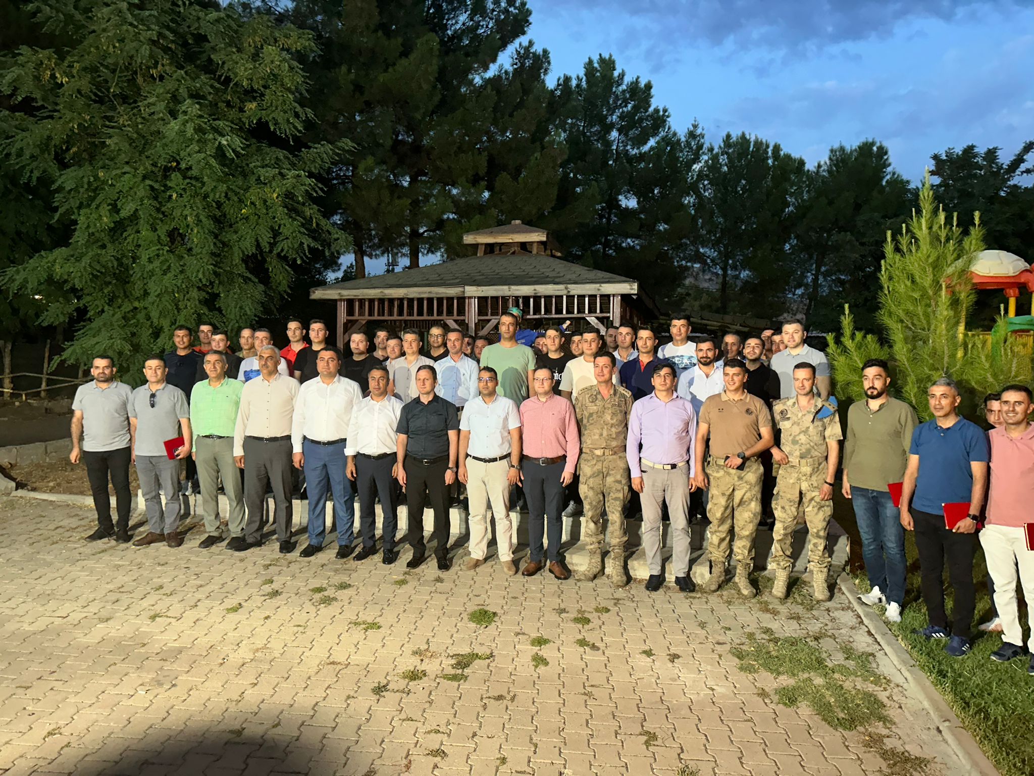 Jandarma personeline veda yemeği