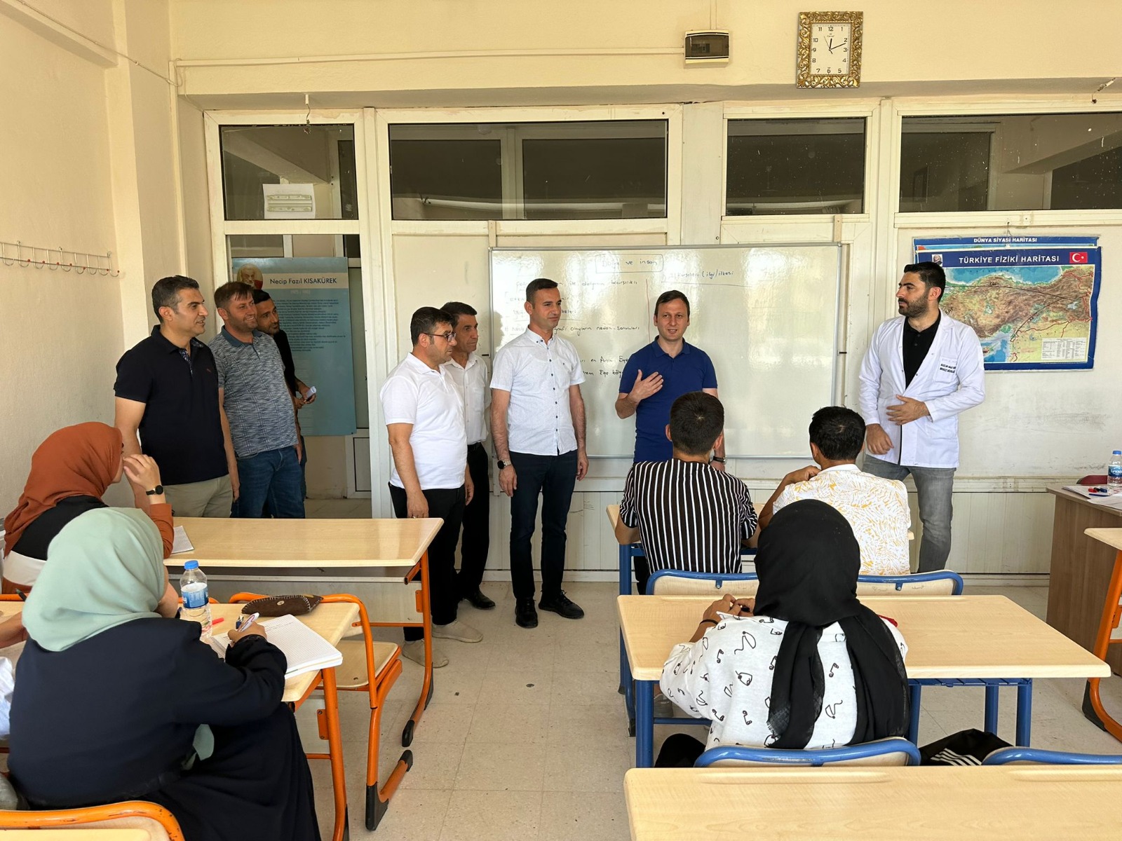 Kaymakam Güngör, öğrencilerle bir araya geldi