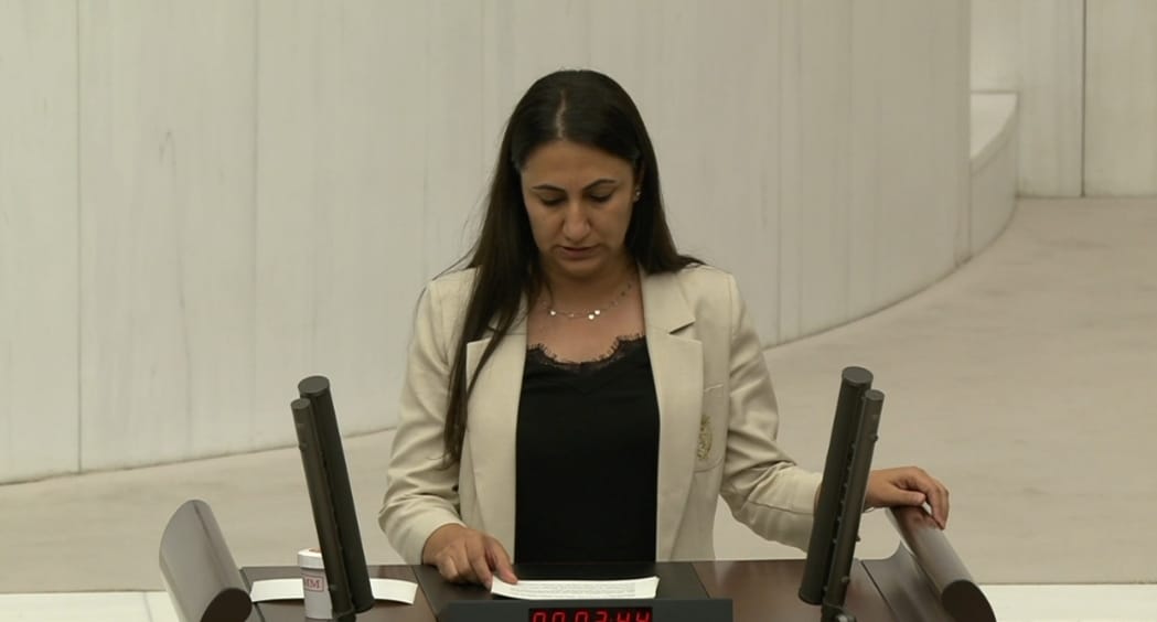 “Kurumlara yeni bir yük getirildi”