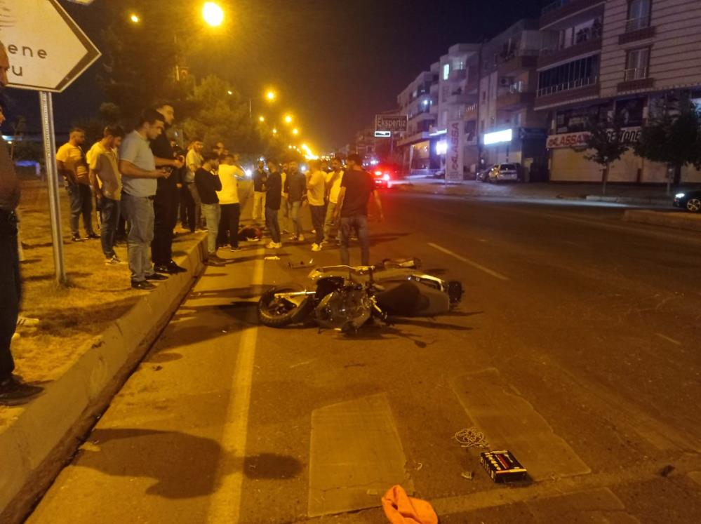 Otomobil ile motosiklet çarpıştı: 1 yaralı