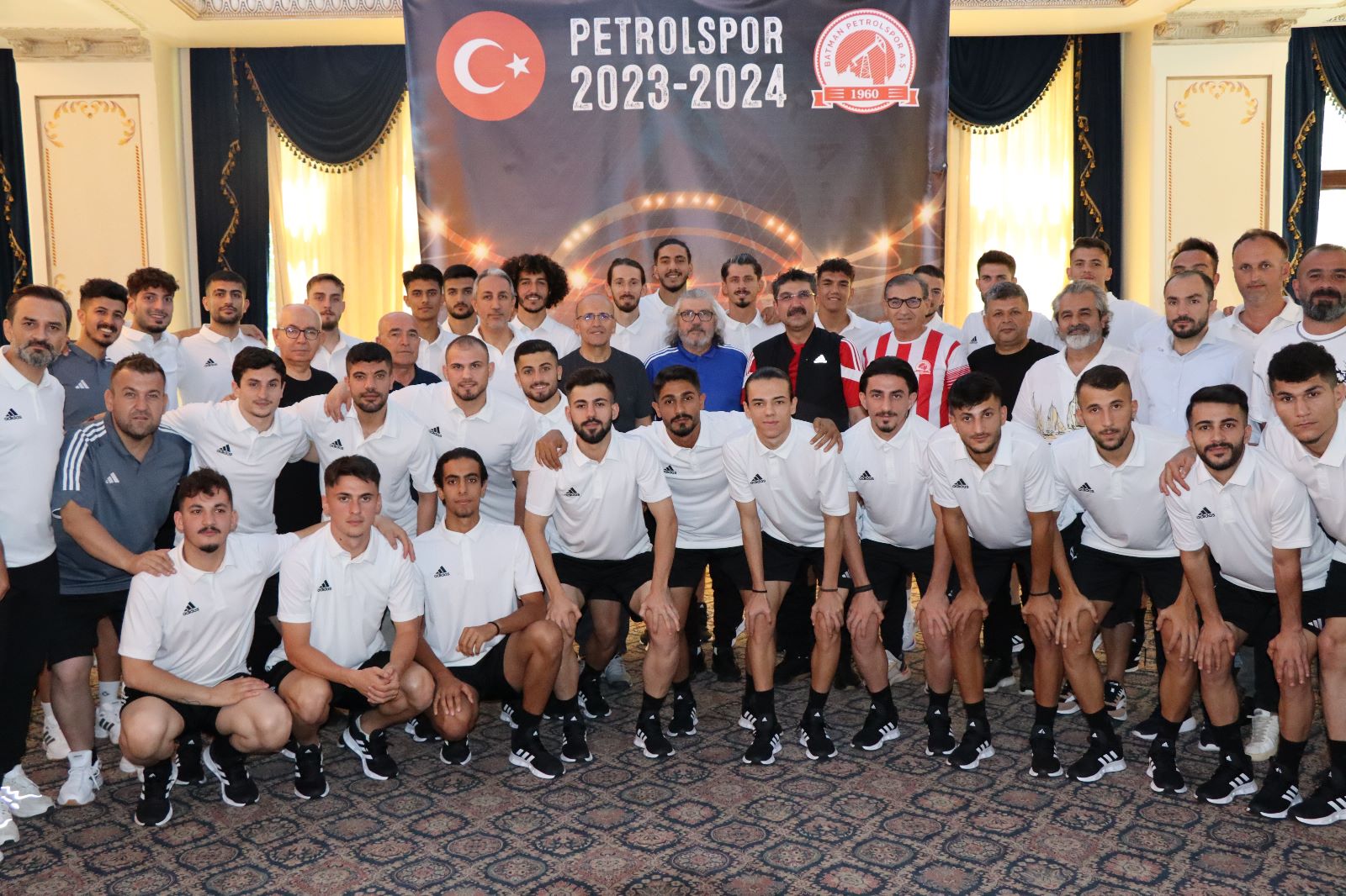 Petrolspor’u yalnız bırakmadılar