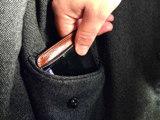 Semt pazarında hırsızlık!