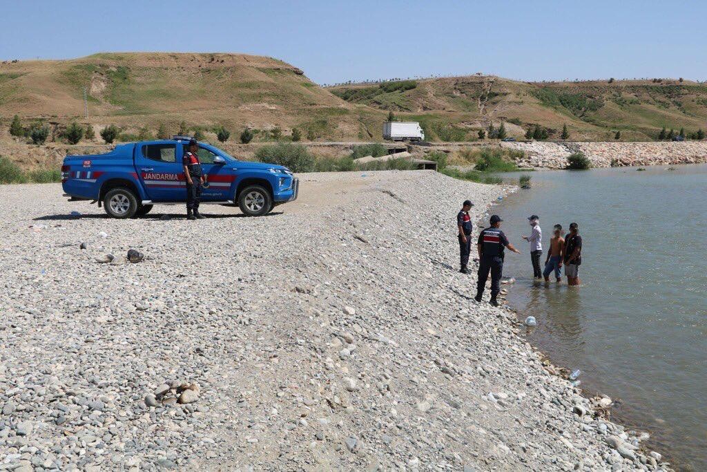 Suya girenlere para cezası