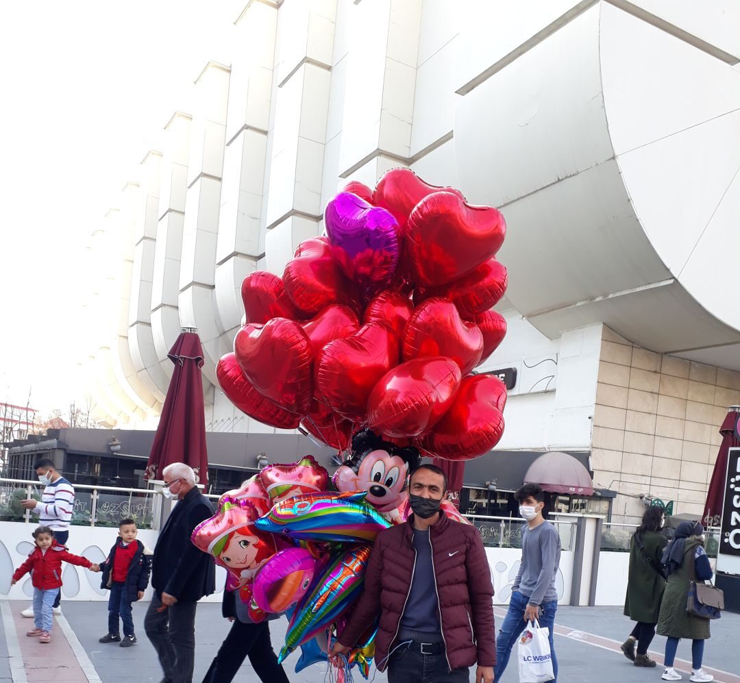 Uçan balon satışları düştü 