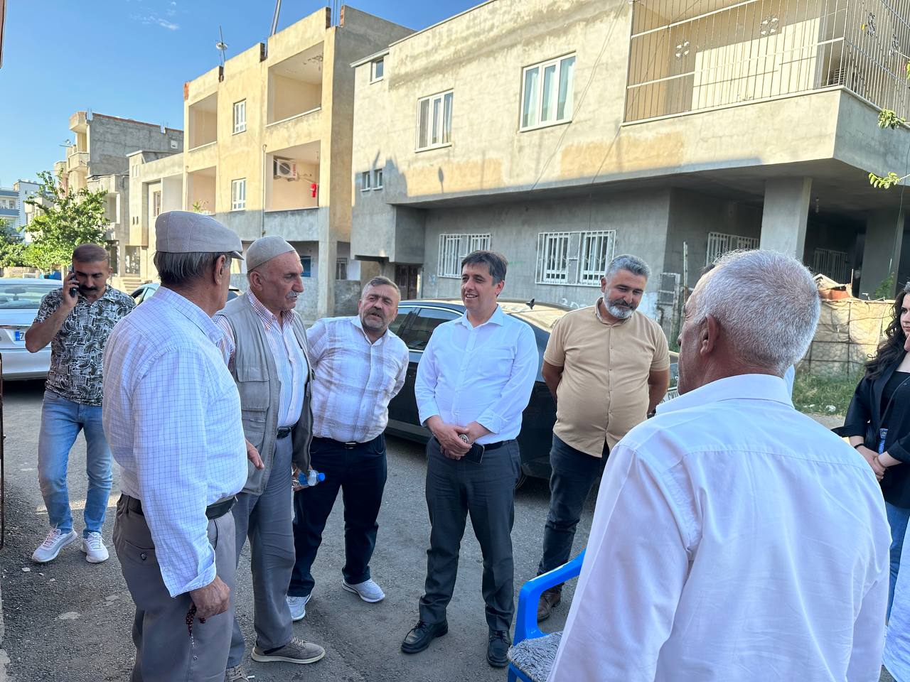 Yeşil Sol’lu vekiller, halkın bayramını kutladı