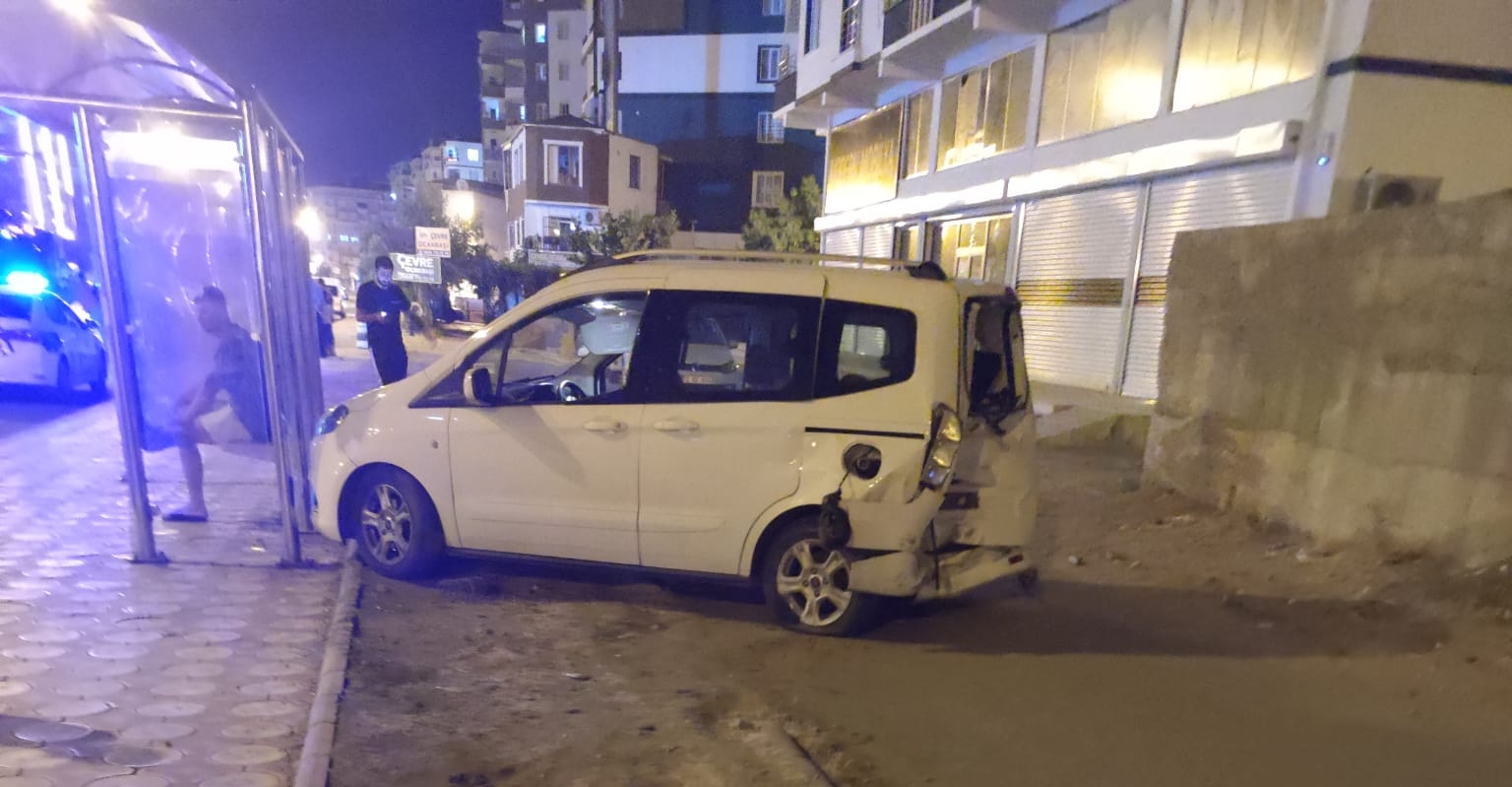 Çevreyolunda hasarlı kaza