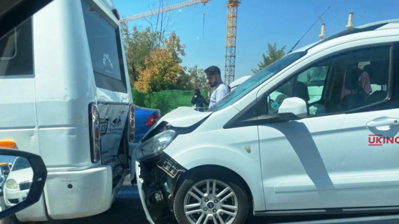 Esentepe’de zincirleme kaza
