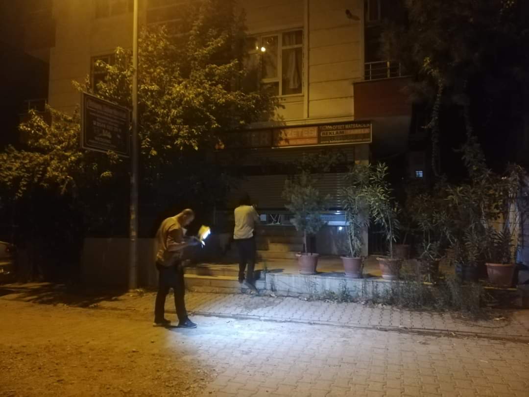 Gazete bürosuna maganda kurşunu