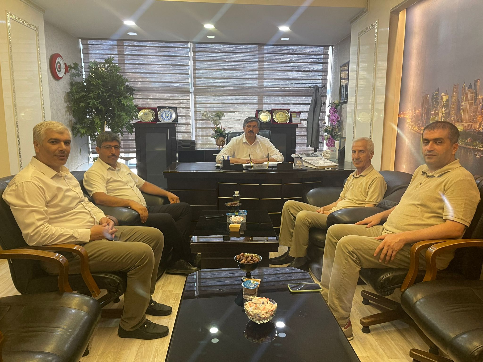 Kızılay Başkanı’ndan BESO’ya ziyaret