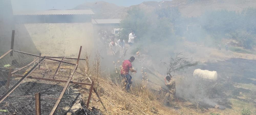 Sason’da korkutan yangın