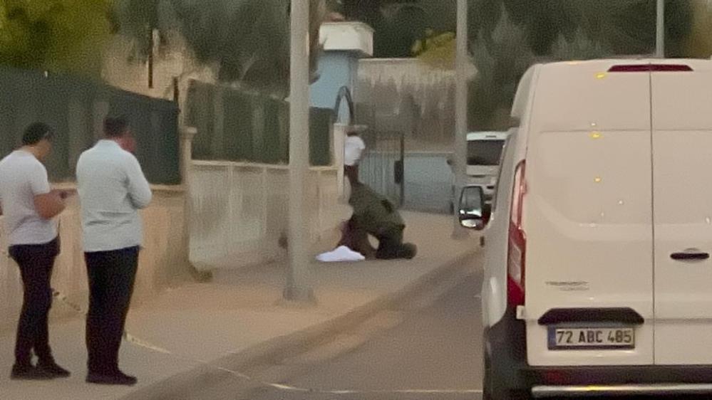 Şüpheli valizden kefen çıktı