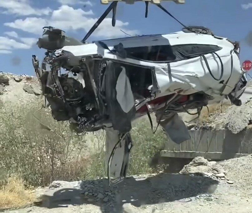 Virajı alamadılar: 2 ölü