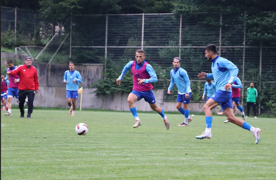 “Yeni transferlerle daha güçlendik”