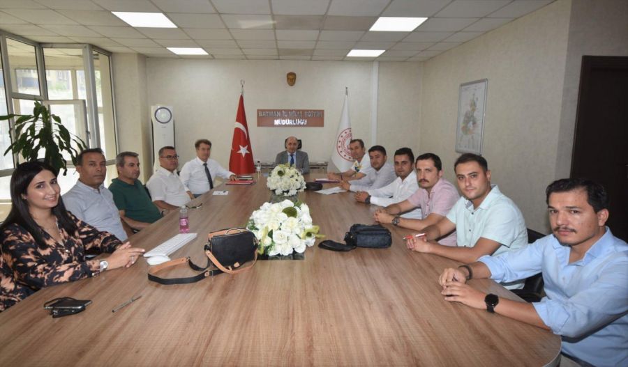 Eğitim müfettişleriyle değerlendirme toplantısı