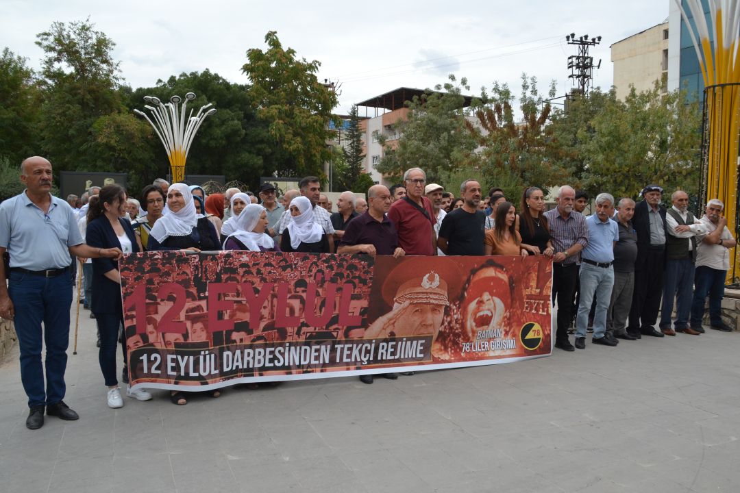 12 Eylül darbesi Batman’da kınandı