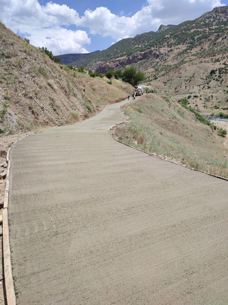 Alıçlı köyü yolu betonlandı