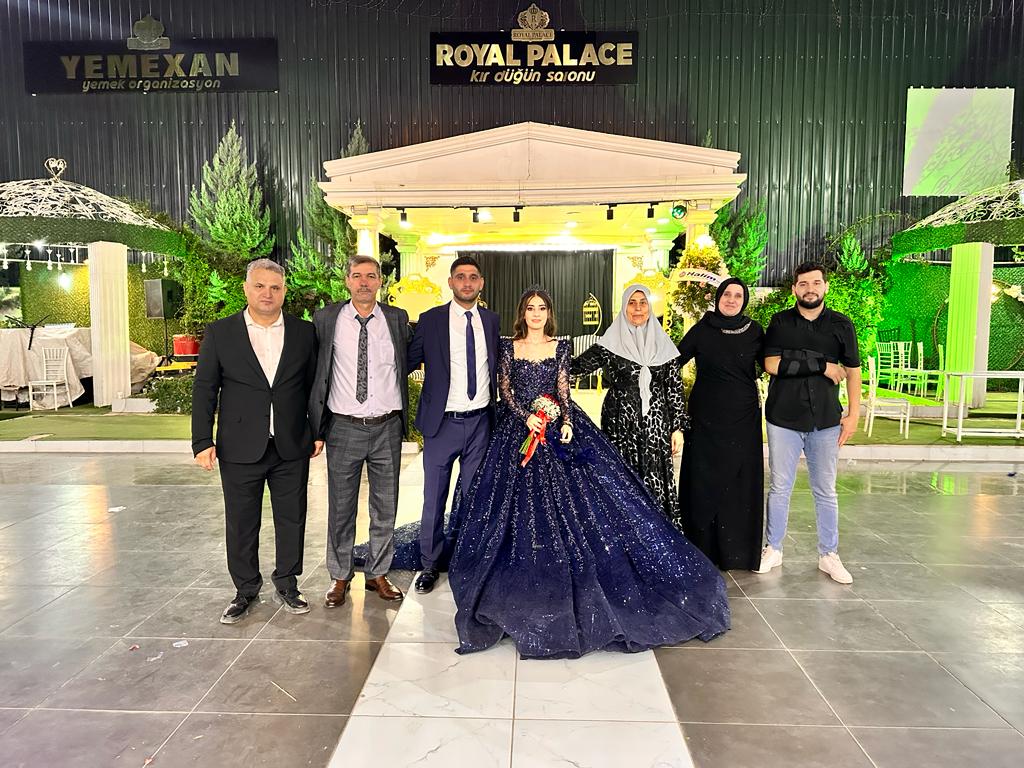 Barlak ve Avcıoğlu ailelerinin mutlu günü