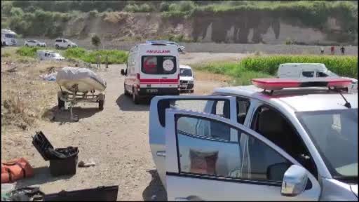 İş makinesinin altında can verdi