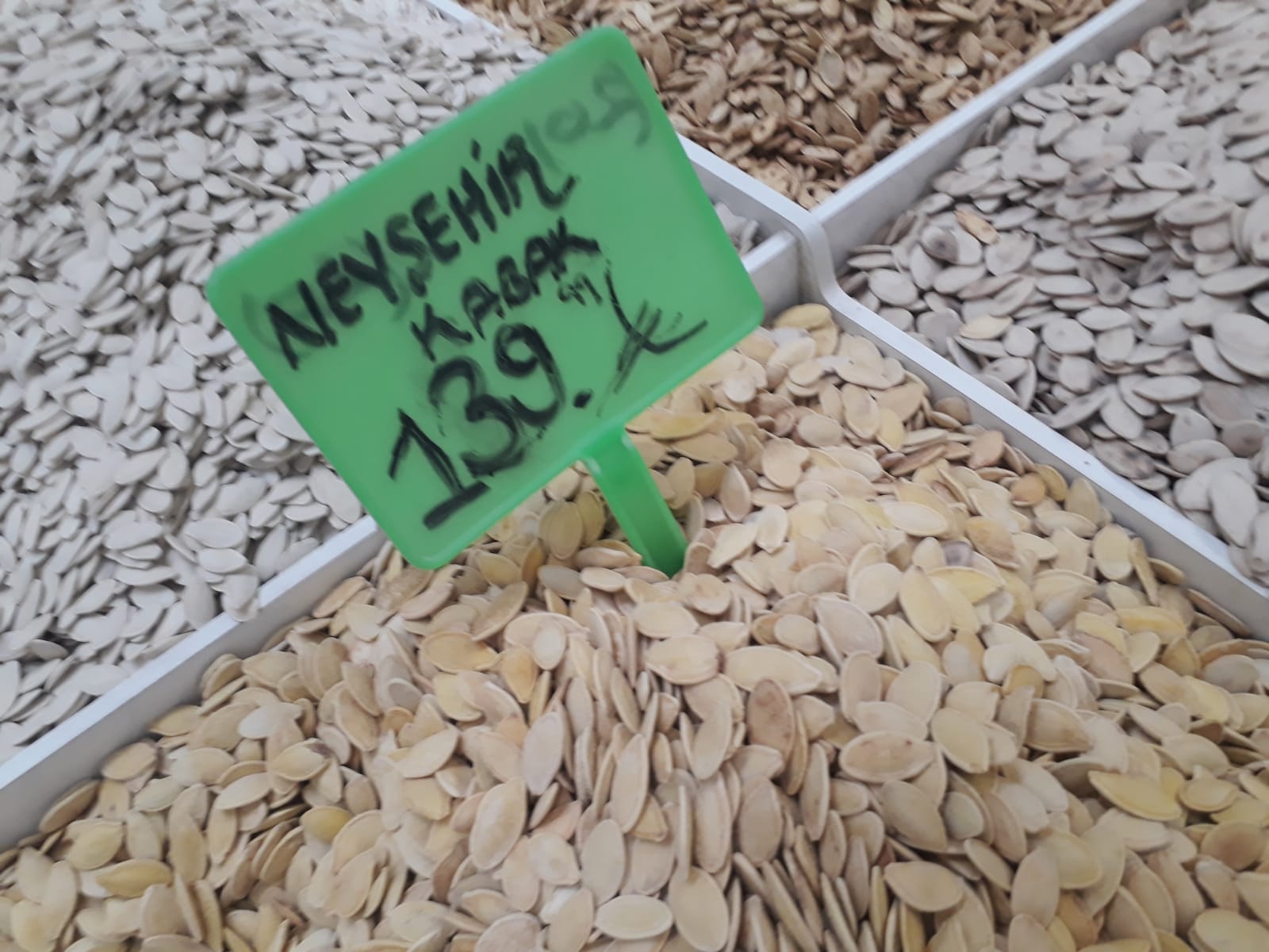 Kabak çekirdeği de uçuşa geçti