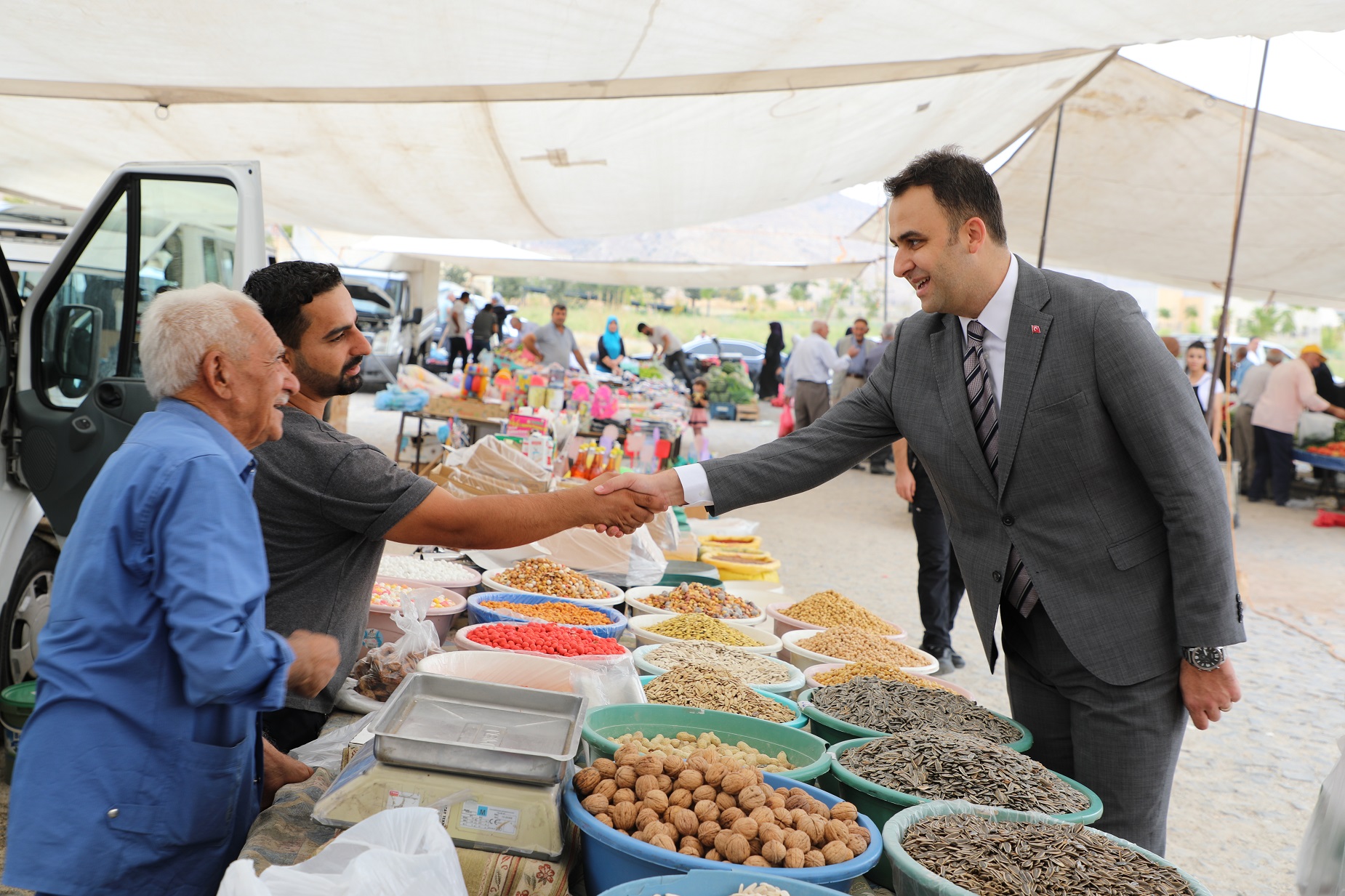 Kaymakam İmrak’tan esnaf ziyareti