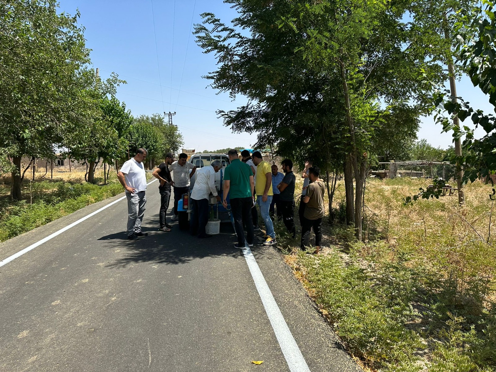 Kozluk köy yolları asfaltlandı