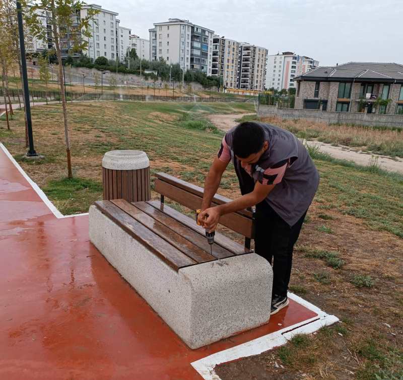 Parklar kontrol altında