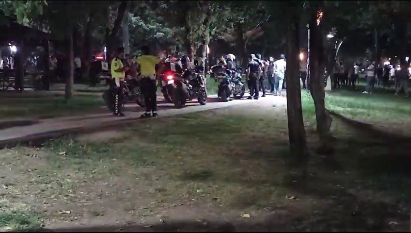 Parkta silahlı kavga