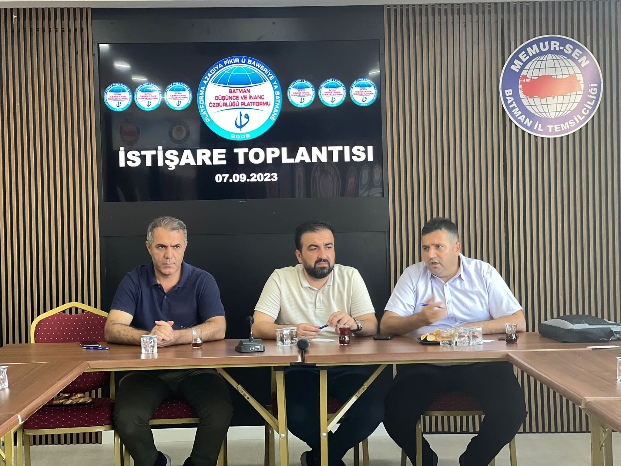 Platformda görev değişimi