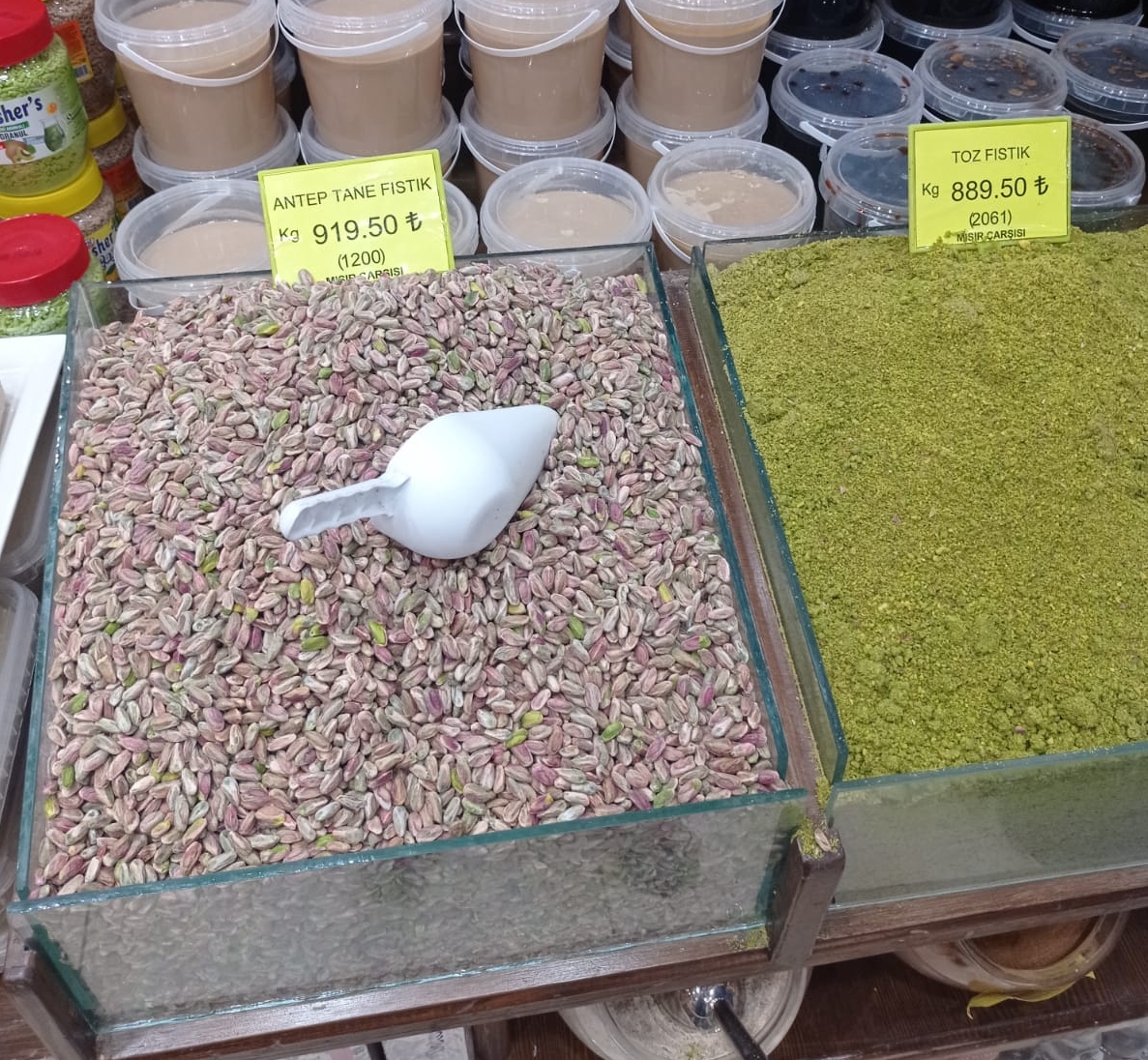 Tanesi de tozu da el yakıyor