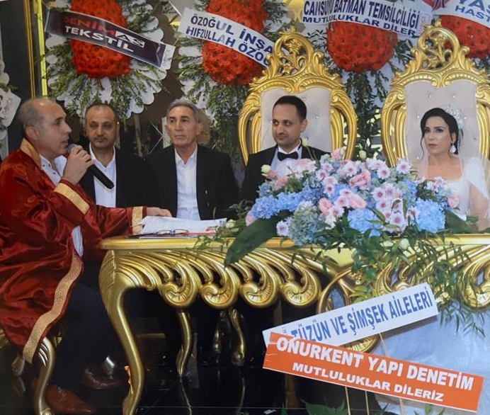 Tüzün ve Şimşek ailesinin mutlu günü