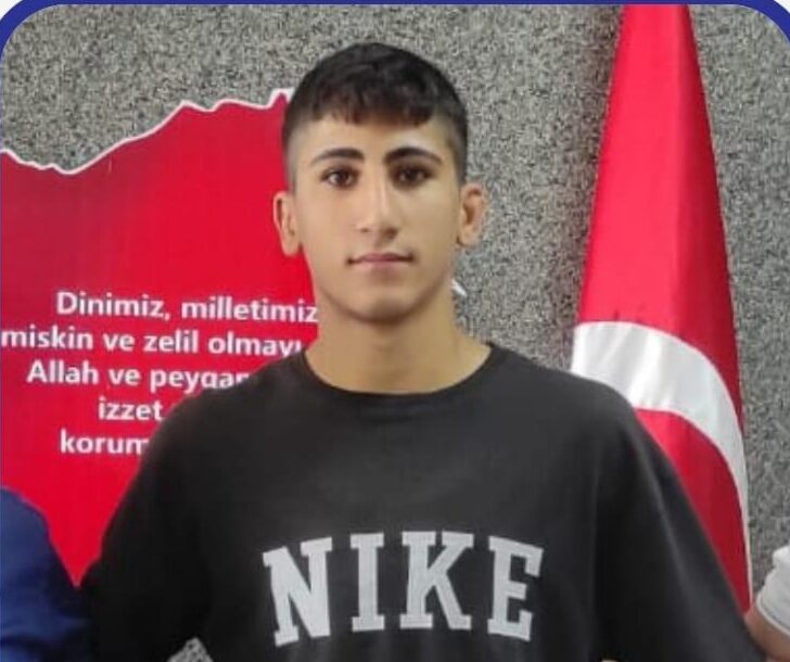 Veysel Karani’den olimpiyatlara 2 güreşçi