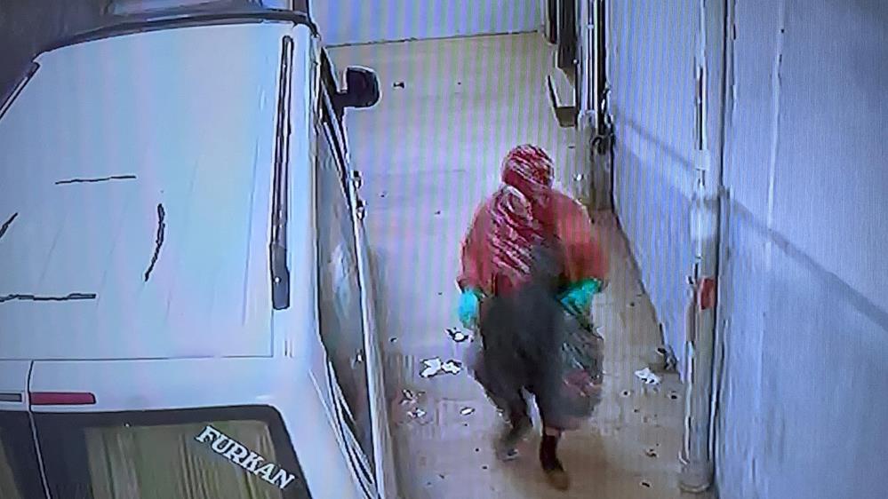 42 bin doları çalan hırsız yakalandı