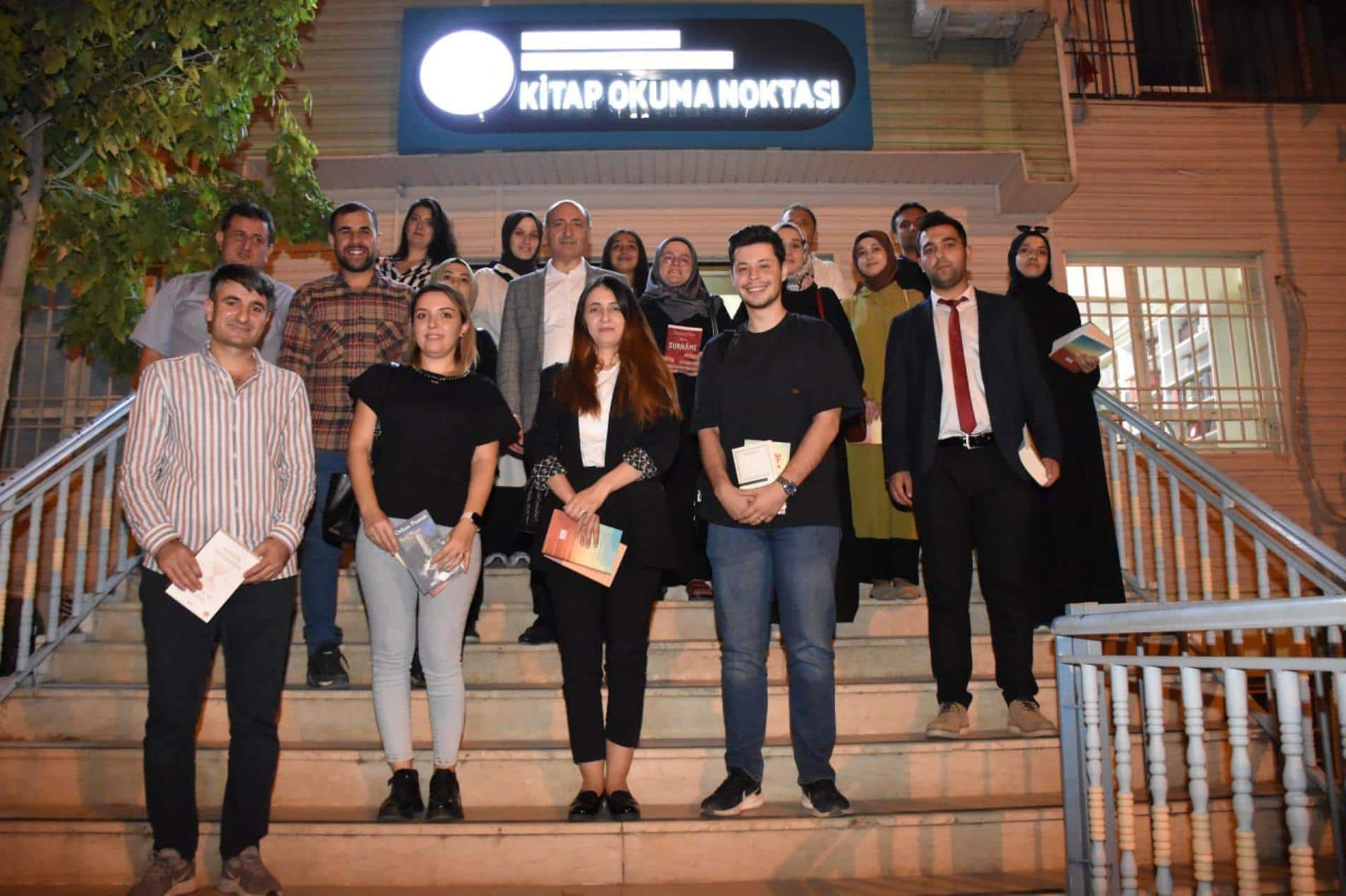 Aday öğretmenlerle buluştu