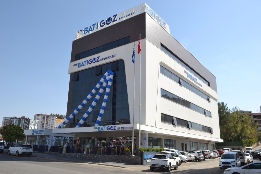 BATIGÖZ SAĞLIK GRUBU’NDA RESMİ AÇILIŞ HEYECANI